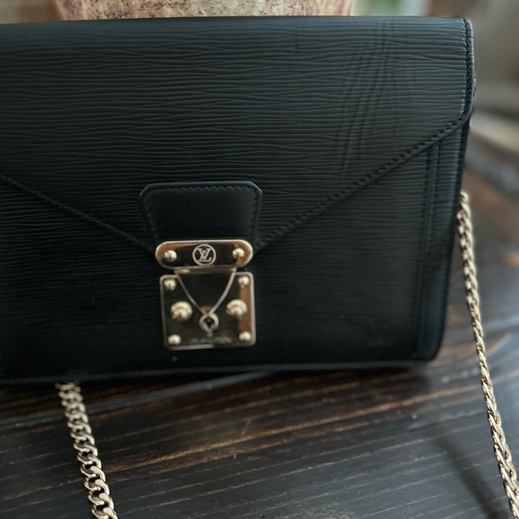 LOUIS VUITTON Epi Pochette Sellier Dragonne with unbranded chain strap NO KEY - Picture 11 of 13